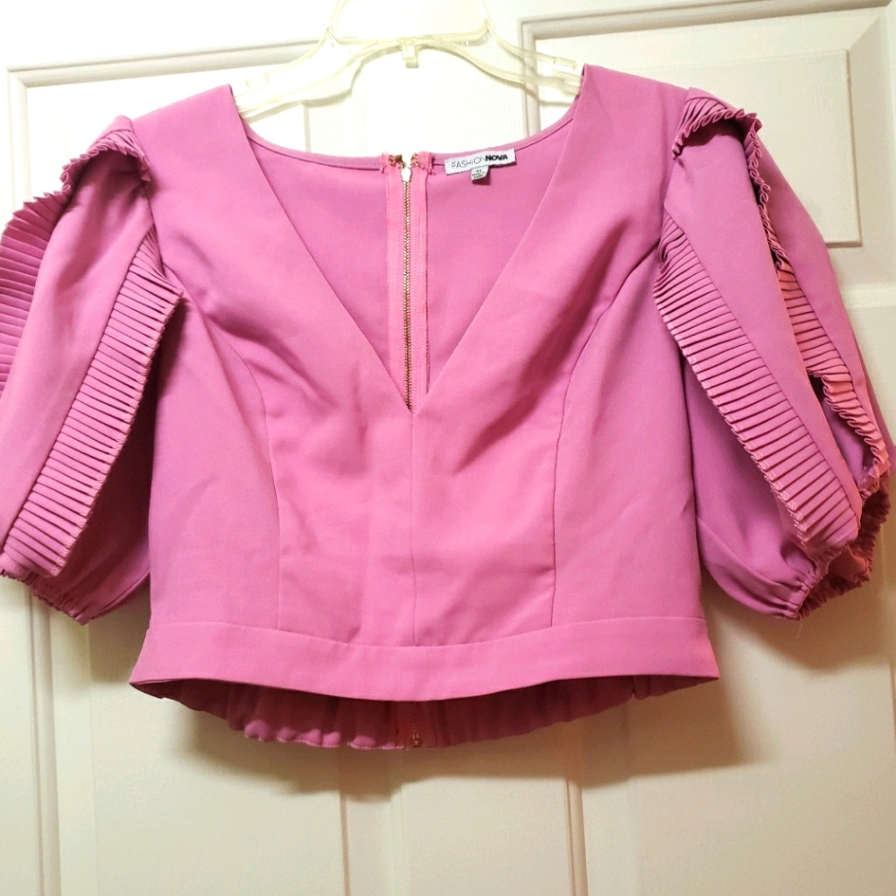 Fashion Nova Crop Puff Sleeve Top